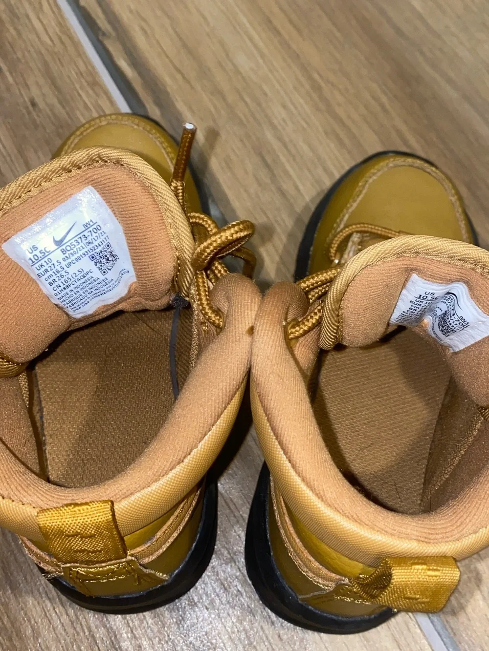 Nike Manoa Wheat Sneaker Boot